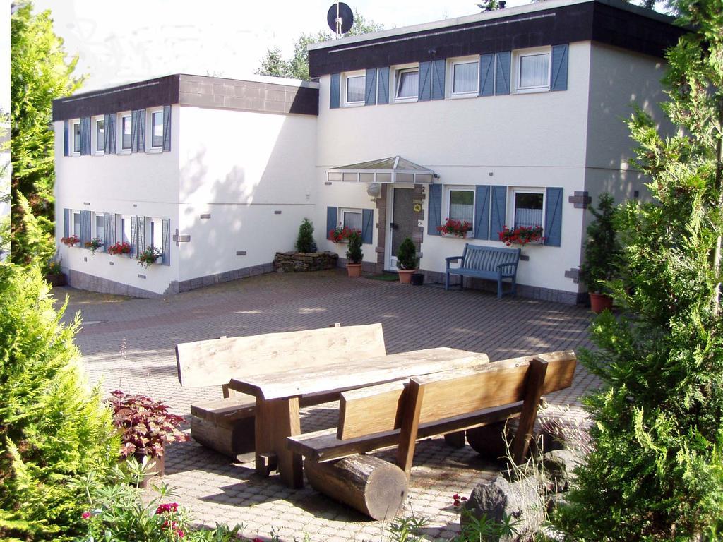 Ferienhaus Waldrand Ulmen Buitenkant foto